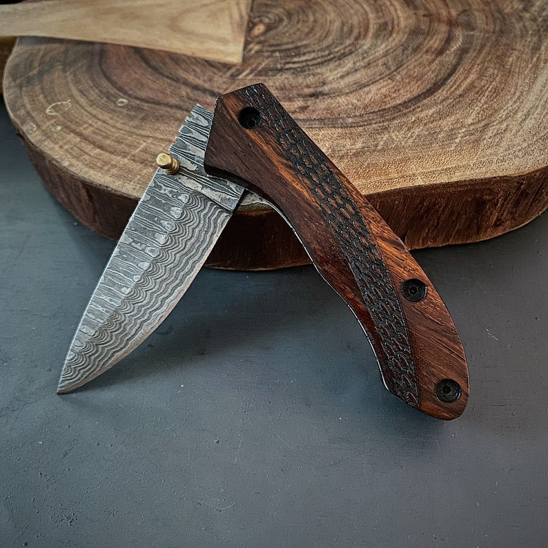 Custom Handmade Damascus Steel Folding Pocket Knife with Genuine Leather Pouch – Hand-Forged EDC Knife