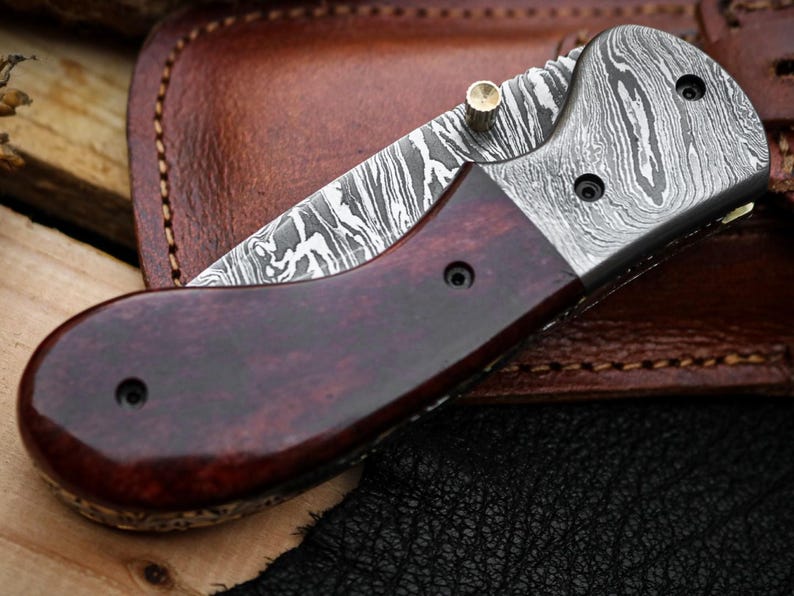 Custom Handmade Damascus Steel Folding Pocket Knife with Genuine Leather Pouch – Hand-Forged EDC & Outdoor Knife