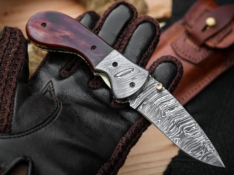 Custom Handmade Damascus Steel Folding Pocket Knife with Genuine Leather Pouch – Hand-Forged EDC & Outdoor Knife