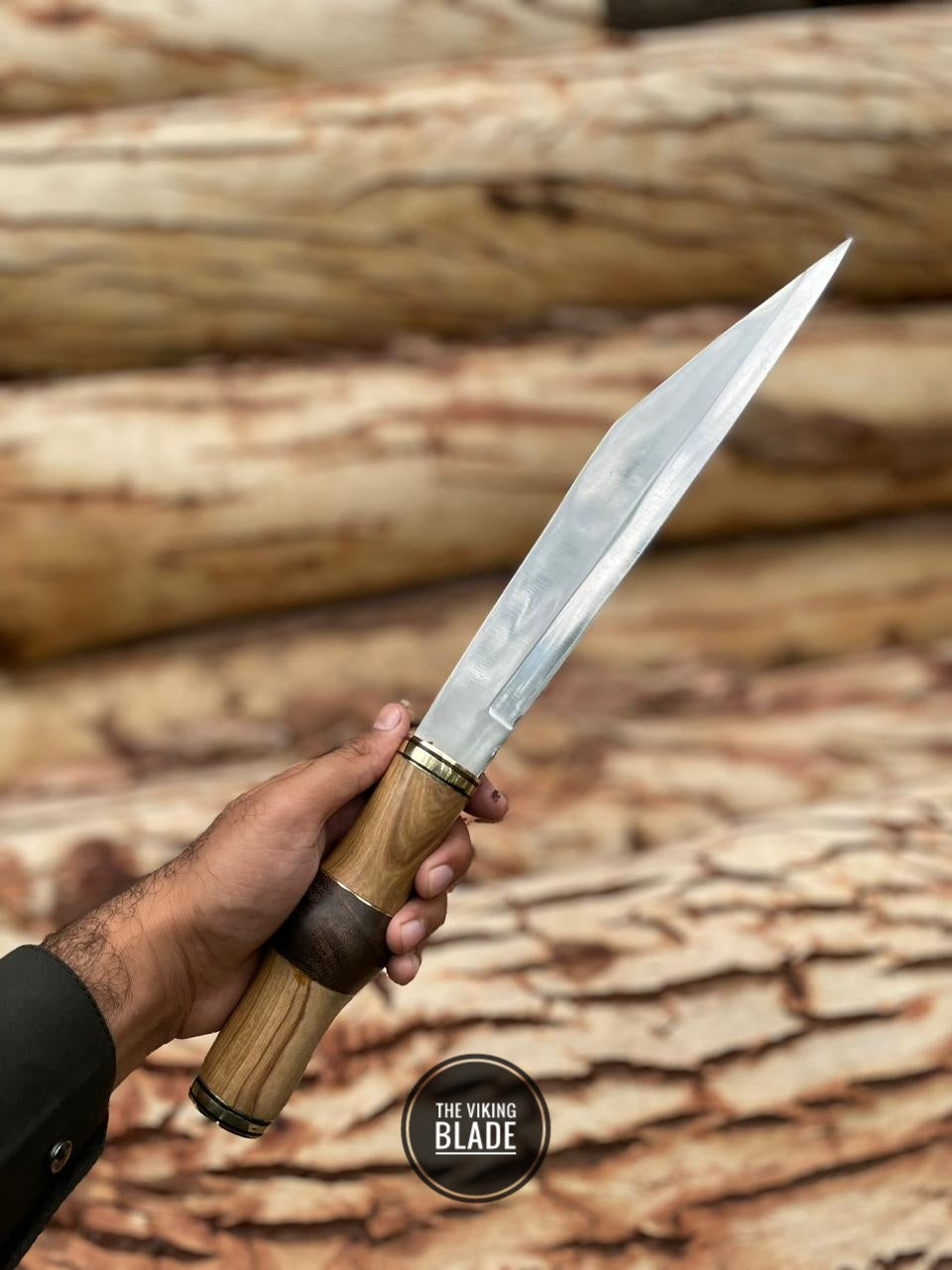 Premium J2 stainless steel Seax knife with leather sheath and wooden handle.