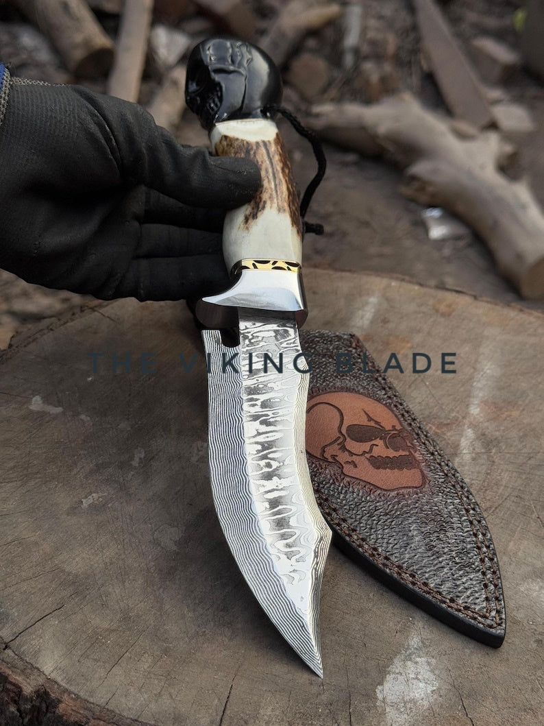 Custom Handmade Stainless Damascus Steel Hunting Knife With Leather Sheath