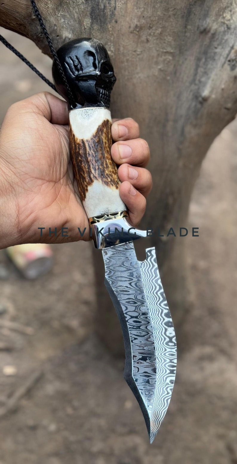 Custom Handmade Stainless Damascus Steel Hunting Knife With Leather Sheath