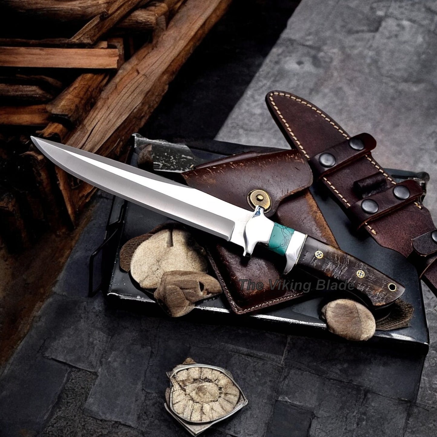 Hand Forged Custom Sheep Horn Turquoise Sub Hilt Hunting Camping Knife With Leather Sheath