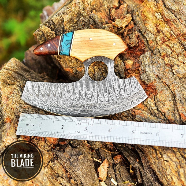 Full tang Damascus Ulu kitchen knife with engraved handle and leather sheath