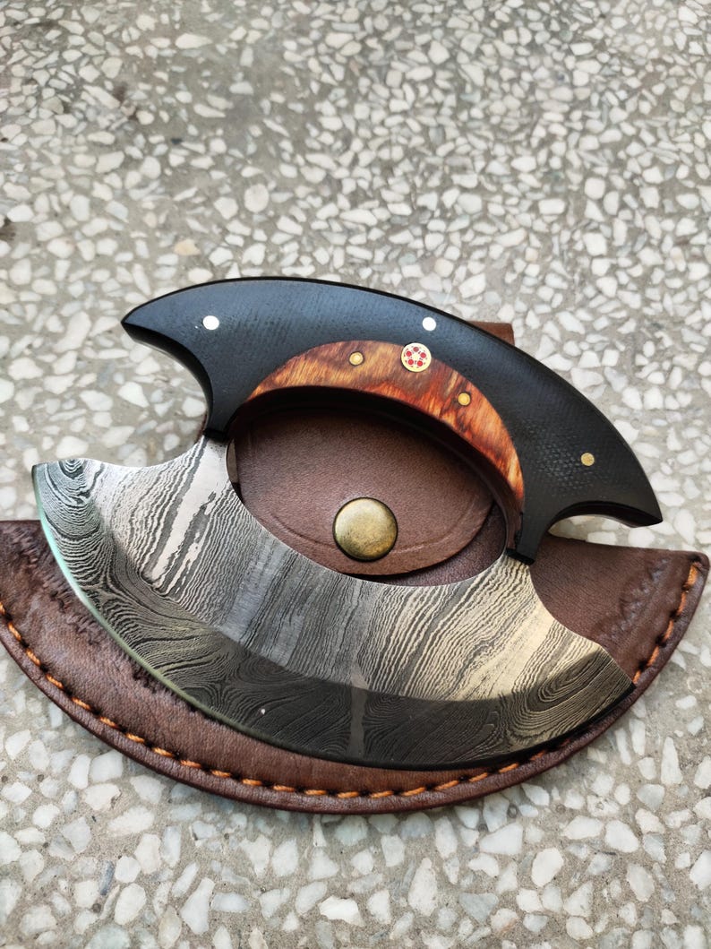 handmade Damascus steel owl hunting knife with leather cover