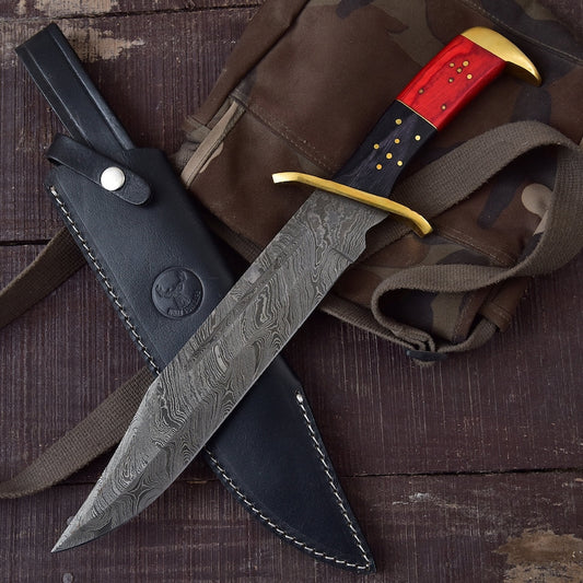 Damascus Steel Hunting Knife - Pattern Welded Clip Point Collectible Outdoor Knife with Leather Sheath