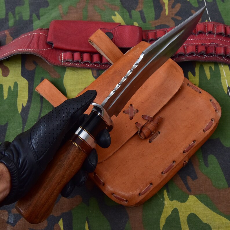 Stainless Steel Drop Point Outdoor Hunting Knife With Leather Sheath