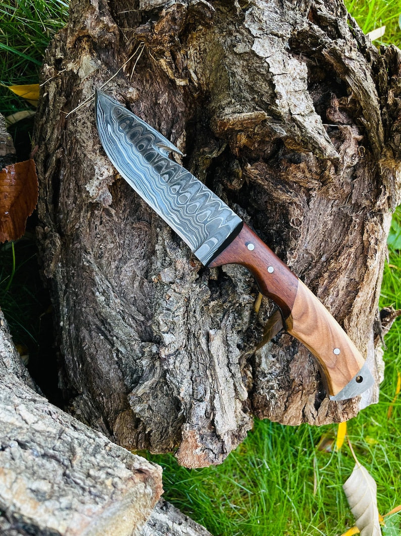 Custom Handmade Damascus Steel Gut Hook Hunting Knife With Leather Sheath