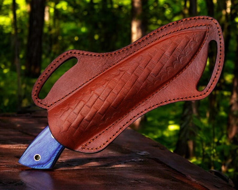 Custom Handmade Damascus Steel hunting Knife With Leather Sheath