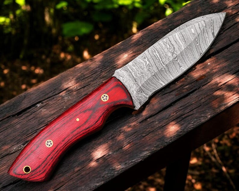 Custom Handmade Damascus Steel Hunting Knife With Leather Sheath