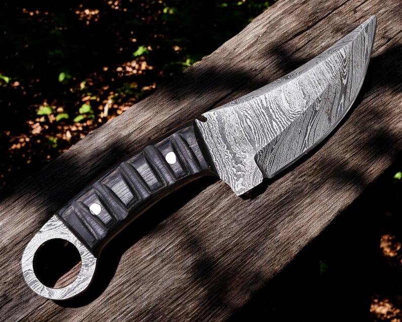 Custom Handmade Damascus Steel Skinner Knife With Leather Sheath