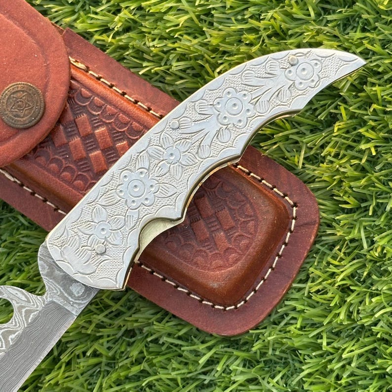 Custom Handmade Folding Pocket Knife With Leather Pouch