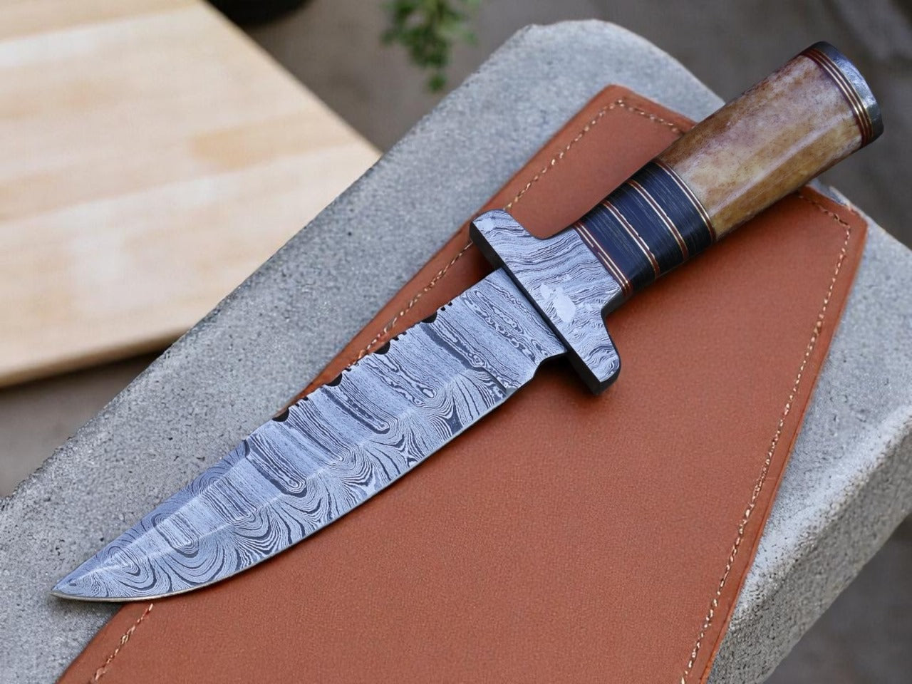 Custom Handmade Damascus Steel Hunting Knife With Leather Sheath