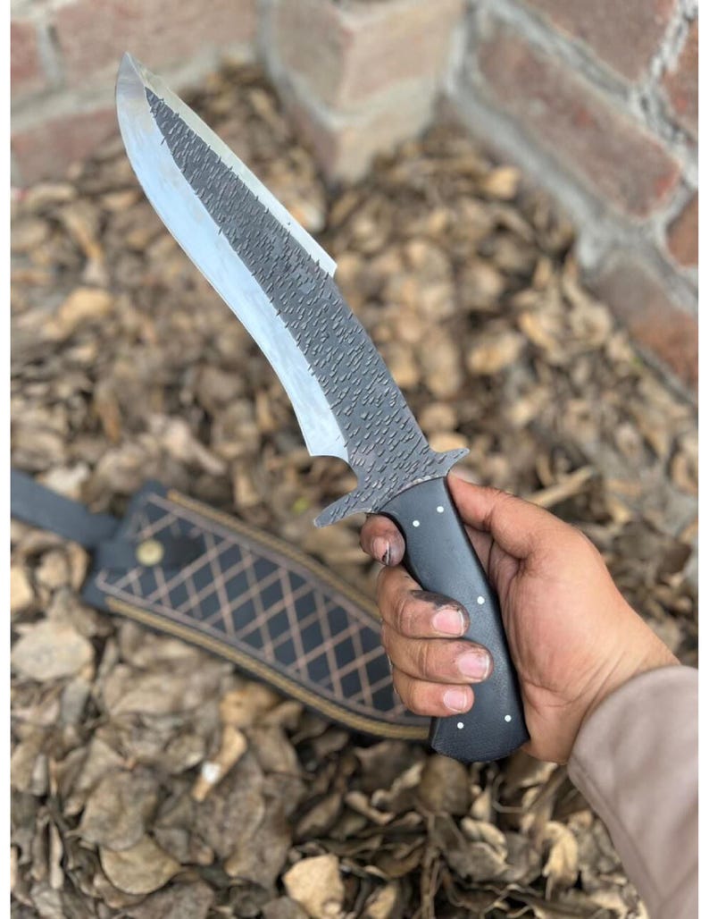 Hand-Forged High Carbon Steel Hunting Knife