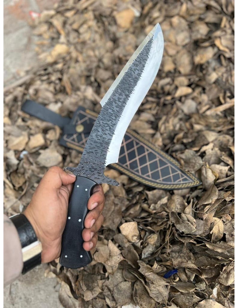 Hand-Forged High Carbon Steel Hunting Knife
