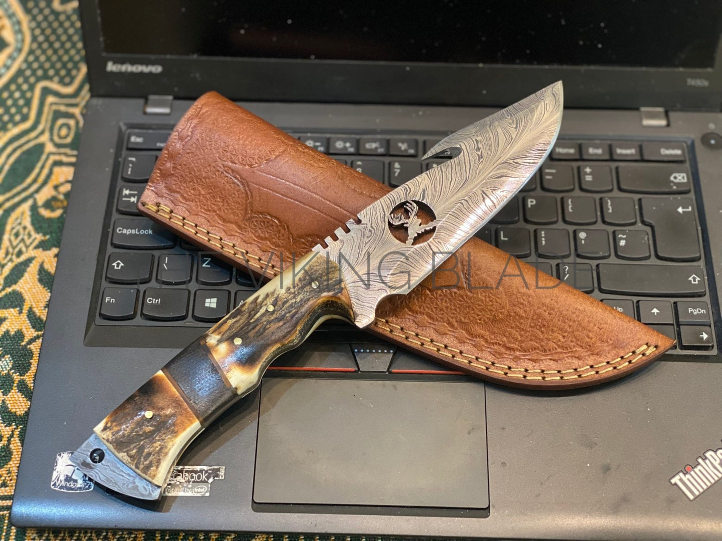 Handmade Damascus Guthook Knife: Stag Horn Handle, Brown Leather Sheath
