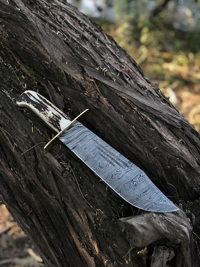 Handmade Damascus Steel Bowie Knife: Deer Antler Handle, Leather Sheath