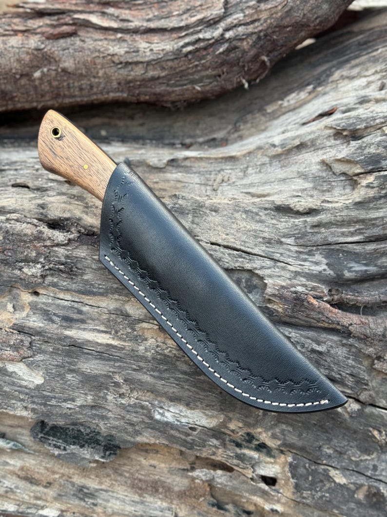 D2 Steel Hunting Skinner Knife Full Tang Walnut Handle With Leather Sheath