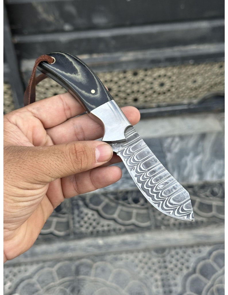 Handmade Damascus Steel Skinner Knife