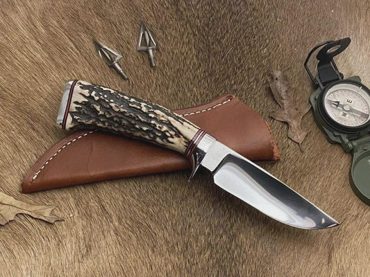 Handmade Hunting Skinner Knife – Stag Handle, Forged Steel, Leather Sheath Included