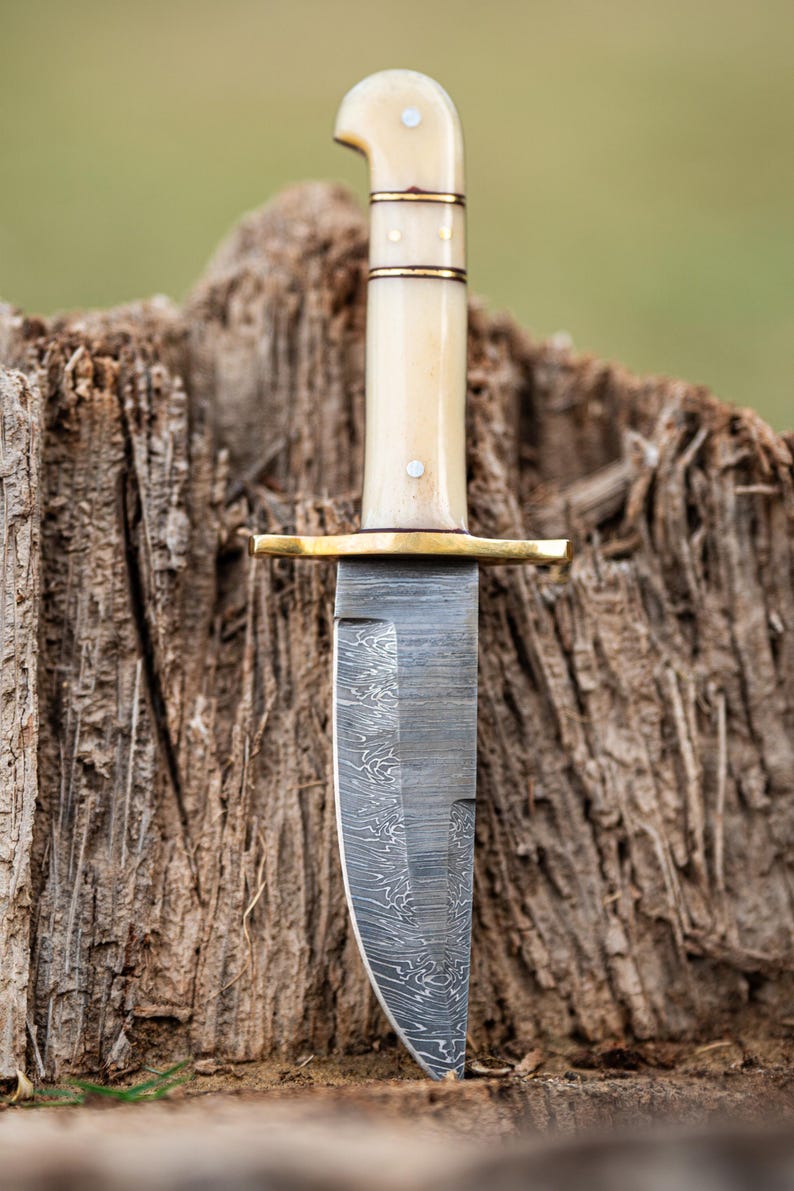 Custom Handmade Damascus Steel Hunting Knife With Leather Sheath