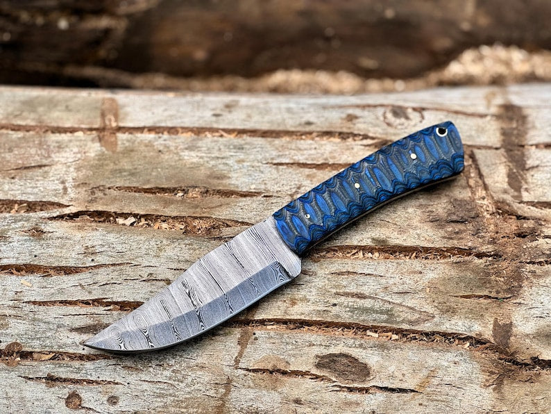 Handmade Damascus Steel Skinner Knife Ergonomic Handle With Leather Sheath