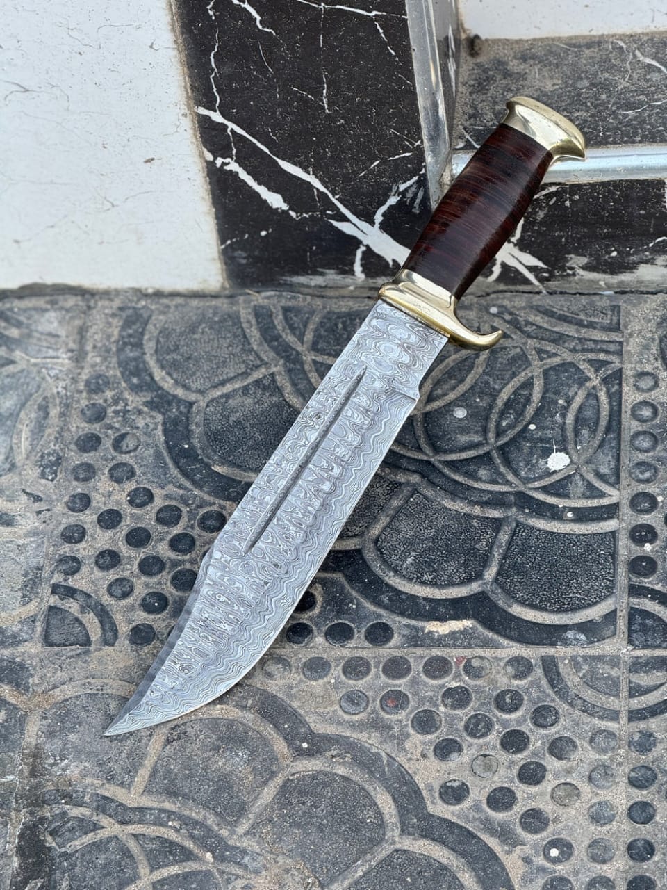 Custom Handmade Damascus Steel Hunting Bowie Knife With Leather Sheath