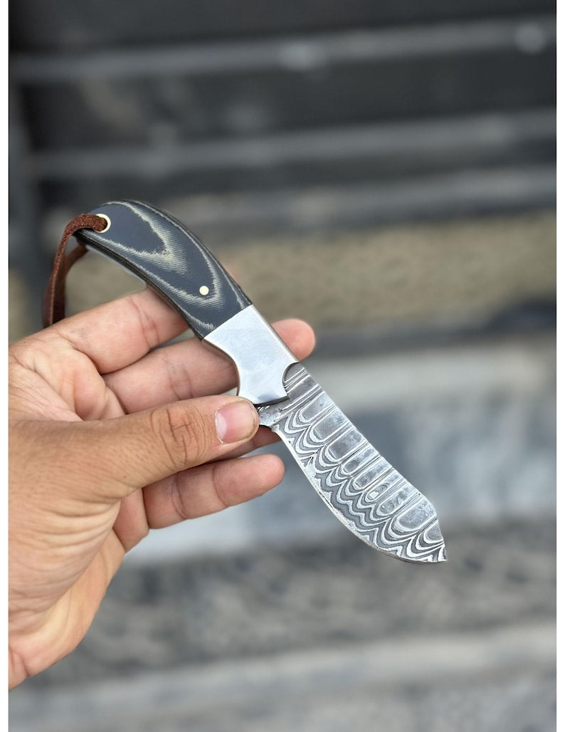 Handmade Damascus Steel Skinner Knife