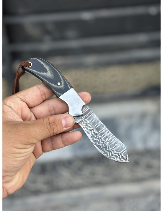 Handmade Damascus Steel Skinner Knife