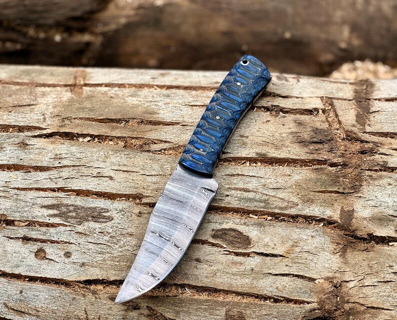 Handmade Damascus Steel Skinner Knife Ergonomic Handle With Leather Sheath