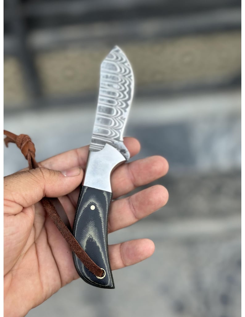 Handmade Damascus Steel Skinner Knife