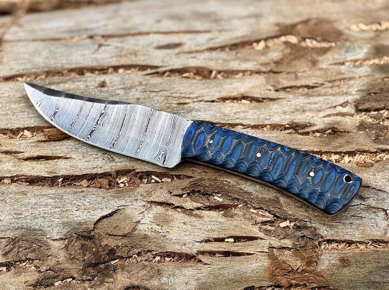 Handmade Damascus Steel Skinner Knife Ergonomic Handle With Leather Sheath