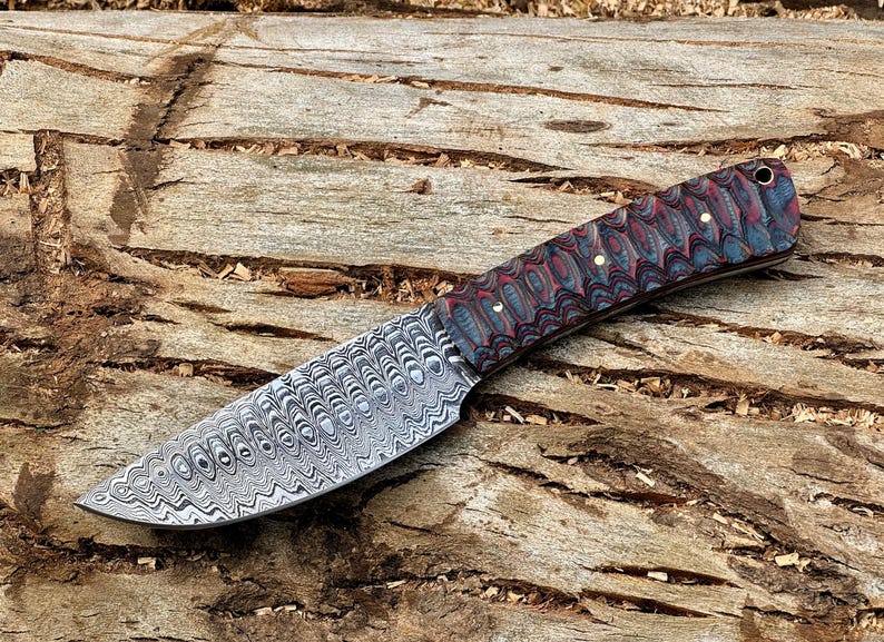 Handmade Damascus Steel Skinning Knife Ergonomic Handle With Leather Sheath