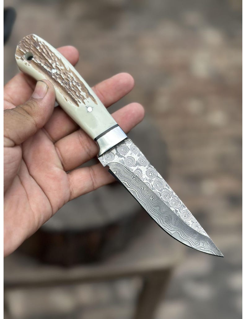 Handmade Damascus Steel Skinner Knife