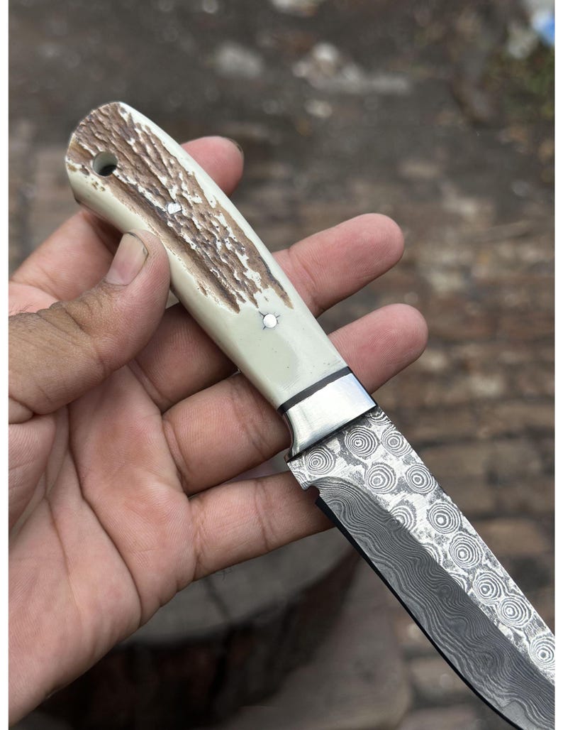 Handmade Damascus Steel Skinner Knife