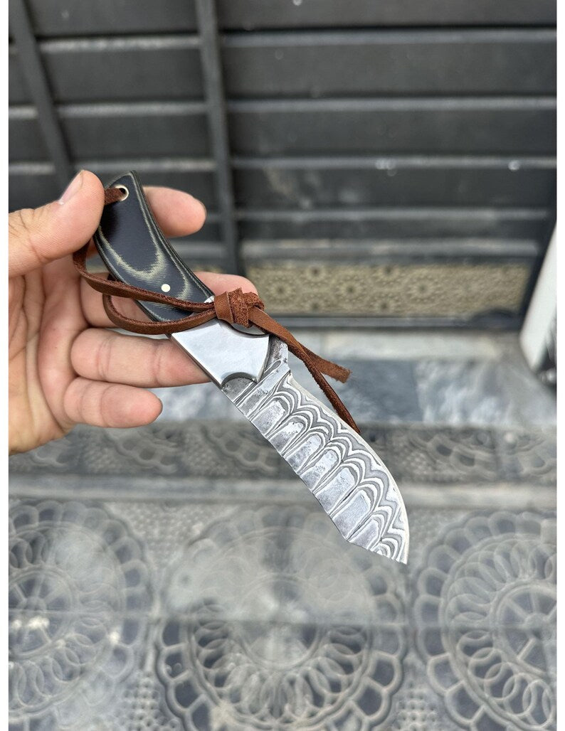 Handmade Damascus Steel Skinner Knife