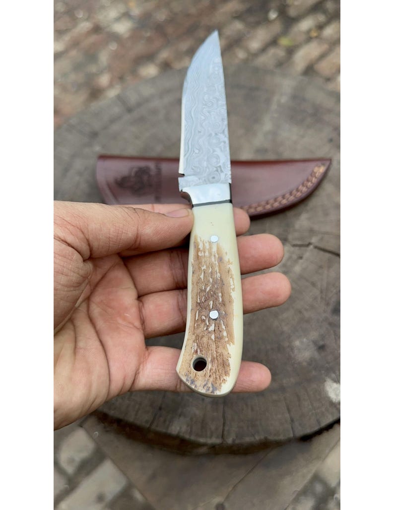 Handmade Damascus Steel Skinner Knife