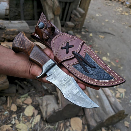 Handmade Damascus Steel Bushcraft Hunting Survival knife with Horizontal Carry Leather Sheath
