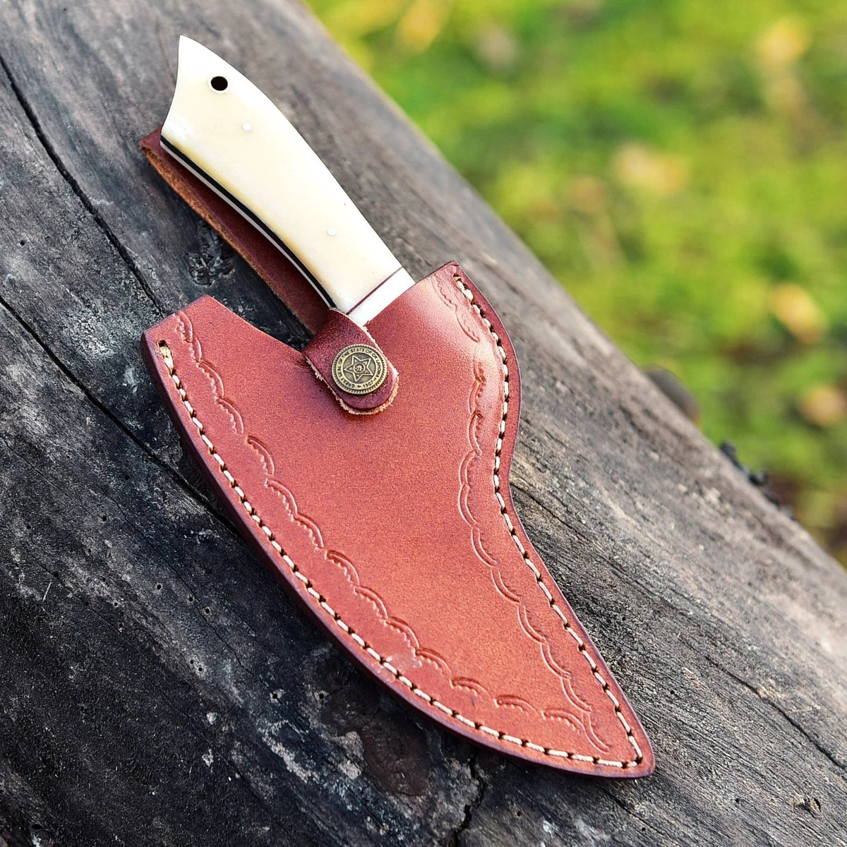 HandForged Damascus Steel Blade Pizza Meat Cutter Knife With Sheath