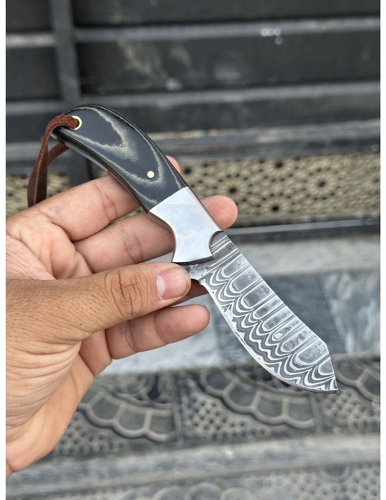 Handmade Damascus Steel Skinner Knife