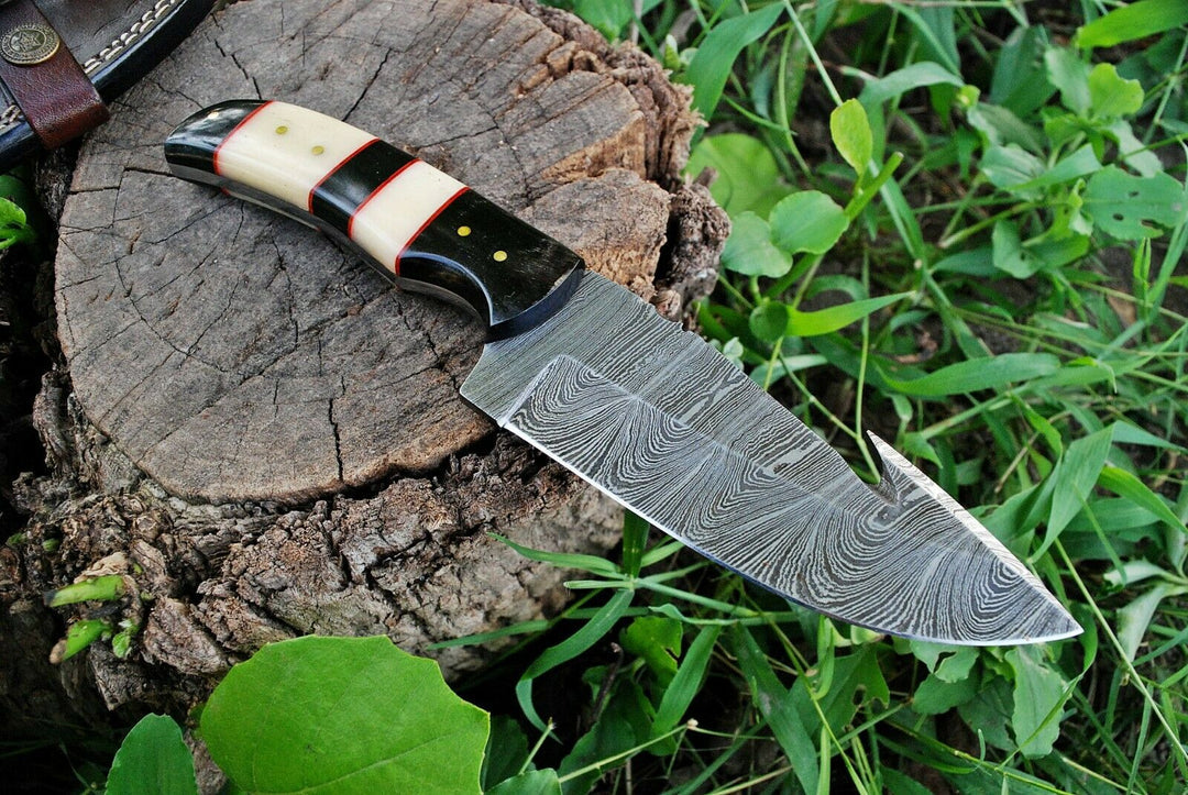 Custom Handmade Damascus Steel Guthook Hunting Knife With Leather Sheath