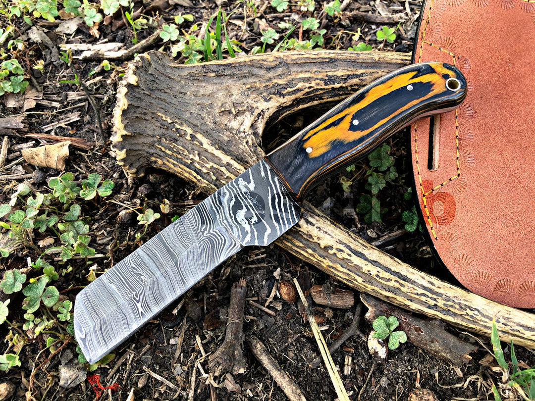 Custom Handmade Bull Cutter Knife Hand Forged Damascus EDC Knife With Leather Sheath