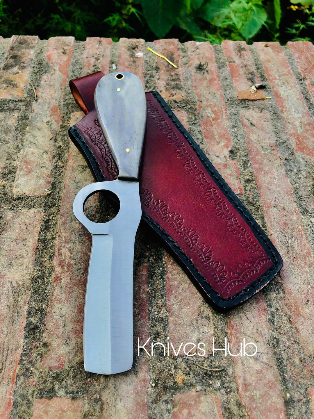 Handmade D2 Steel Bull cutter knife with leather sheath