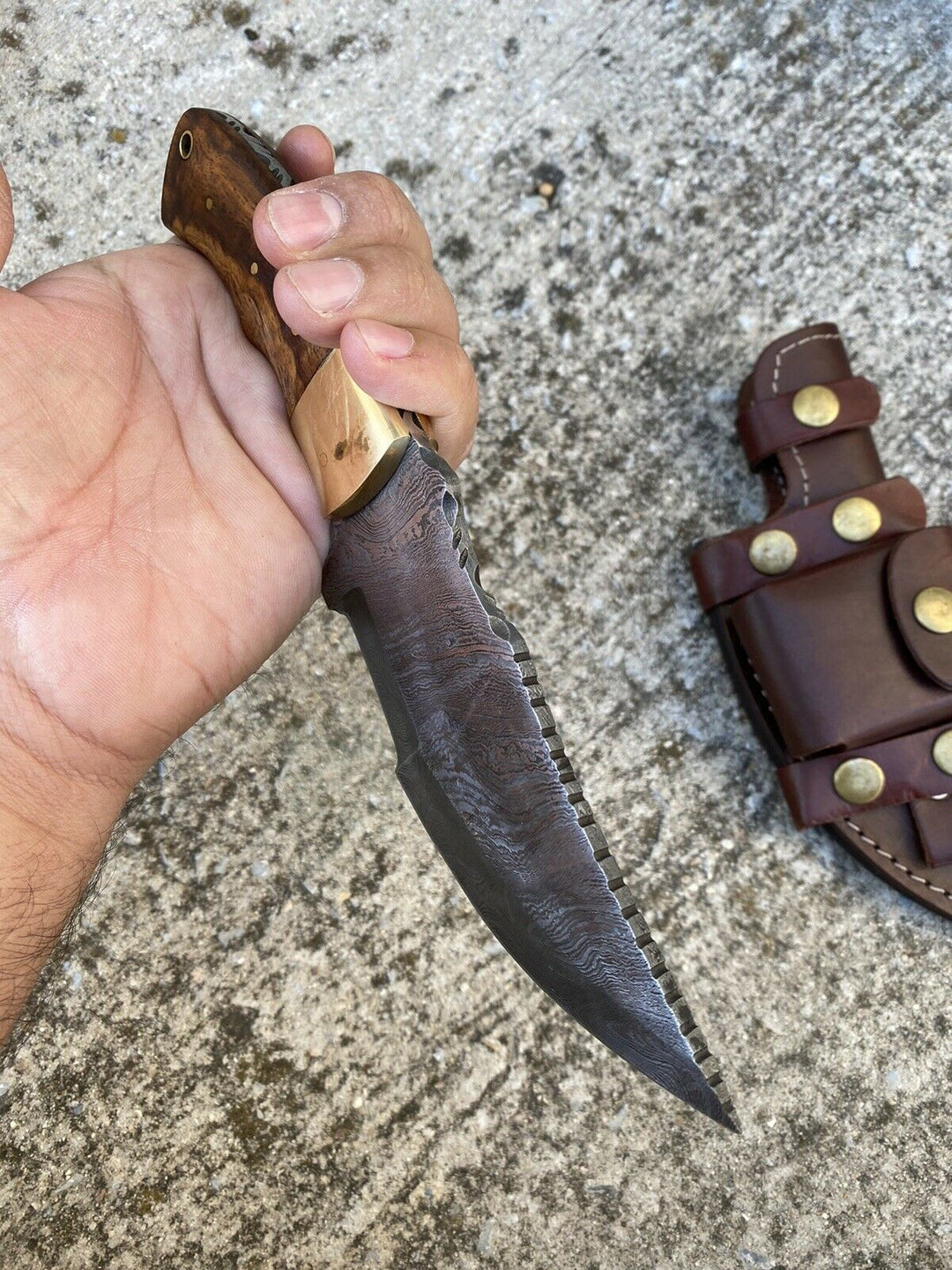 CUSTOM HAND FORGED DAMASCUS STEEL KNIFE TRACKER KNIFE