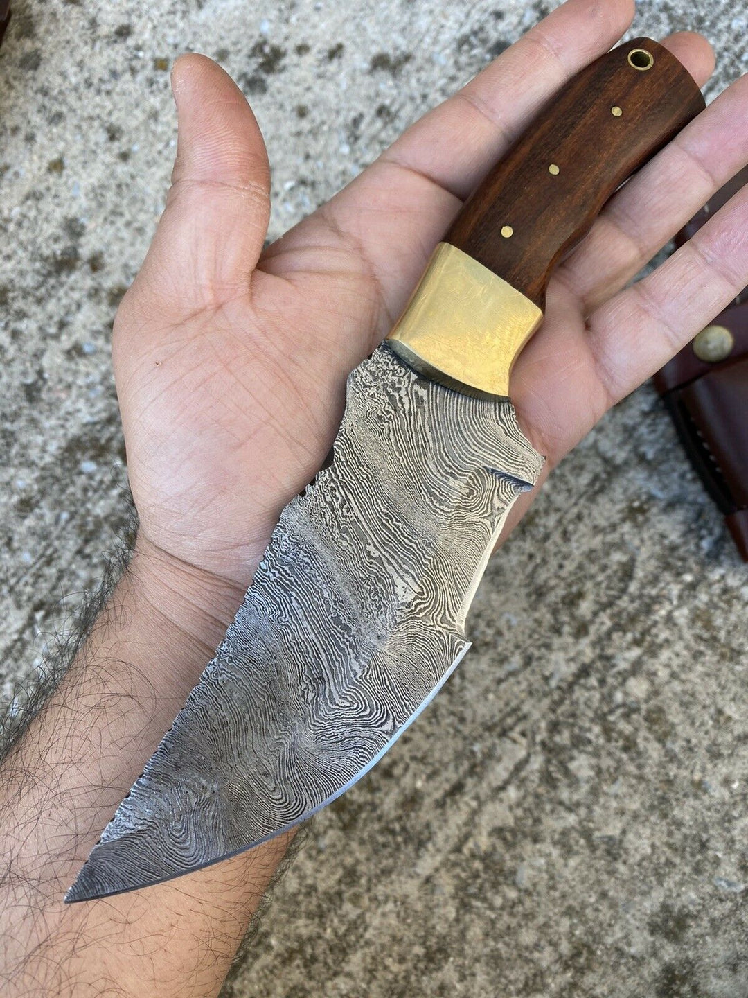 CUSTOM HAND FORGED DAMASCUS STEEL KNIFE TRACKER KNIFE