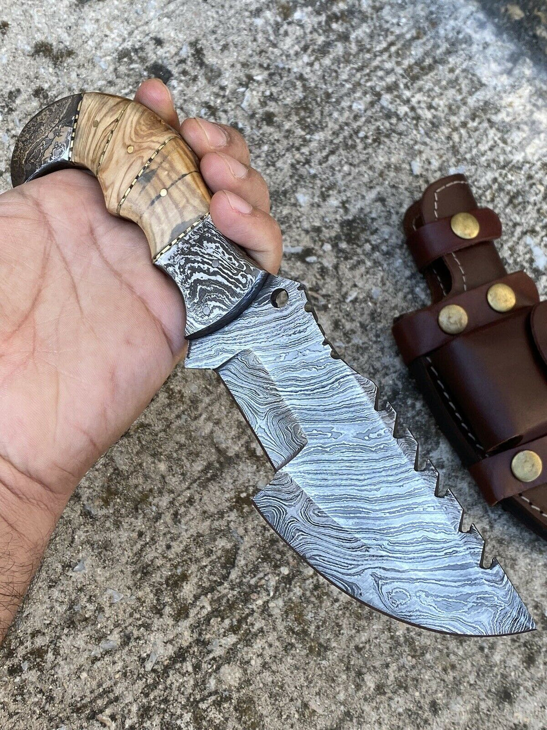 CUSTOM HANDMADE DAMASCUS STEEL HUNTING TRACKER KNIFE