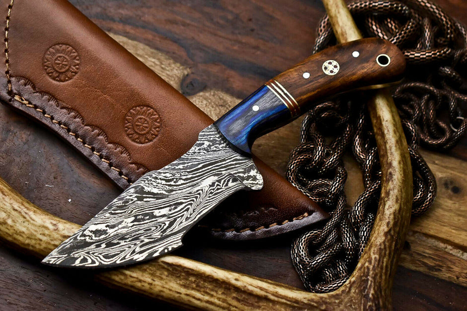 Custom Handmade Damascus Hunting Tracker knife wood handle