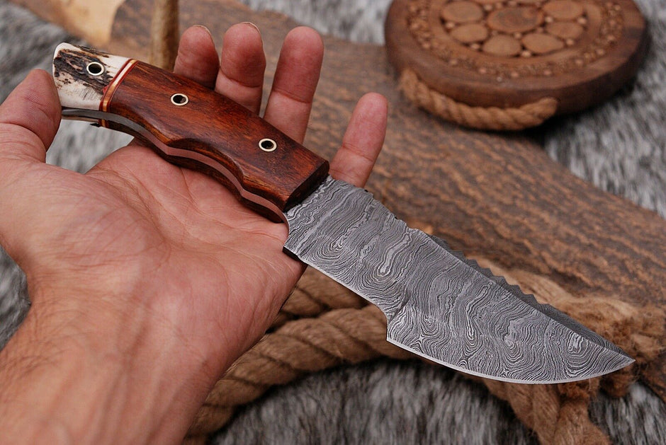 CUSTOM HAND FORGED DAMASCUS STEEL KNIFE TRACKER KNIFE